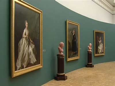 В Русском музее - выставка отреставрированных портретов знаменитой серии Левицкого.